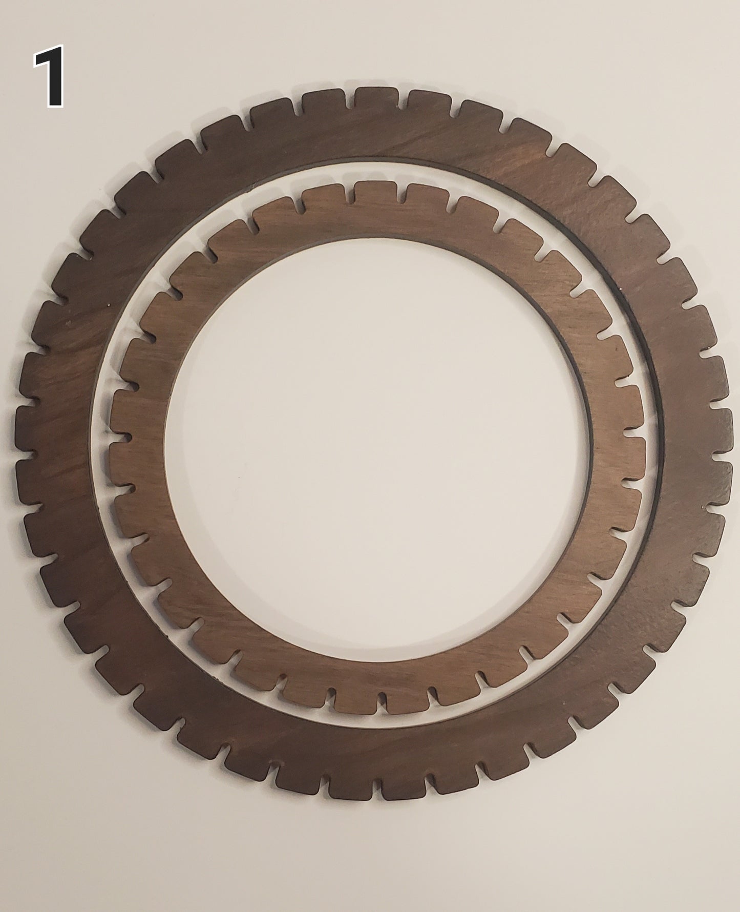 Radial loom frames